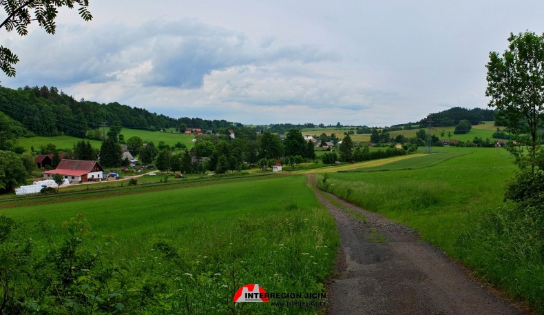 Panorama z hradu Košťálov