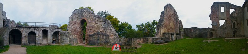 Hrad Pecka - panorama