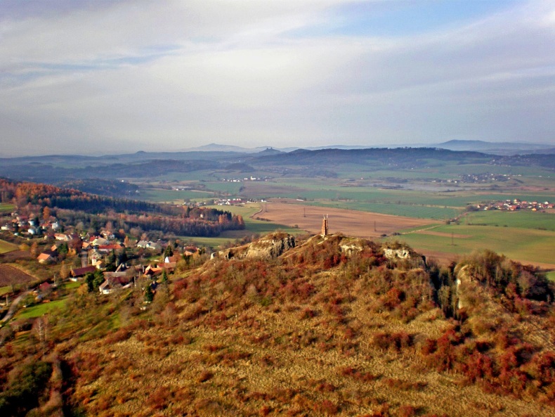 Hrad Veliš - letecký pohled