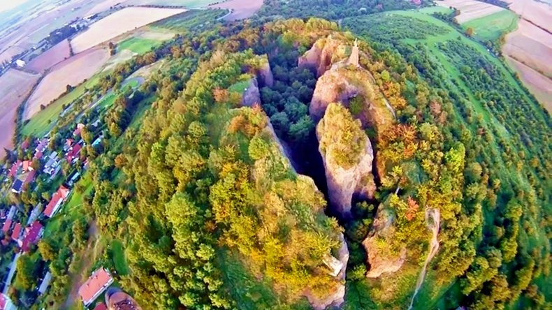 Hrad Veliš - letecký pohled