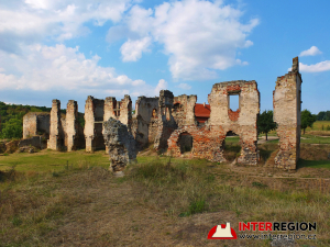 Zámek a hrad Zvířetice