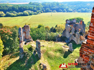 Zámek a hrad Zvířetice