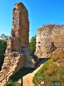 Zámek a hrad Zvířetice